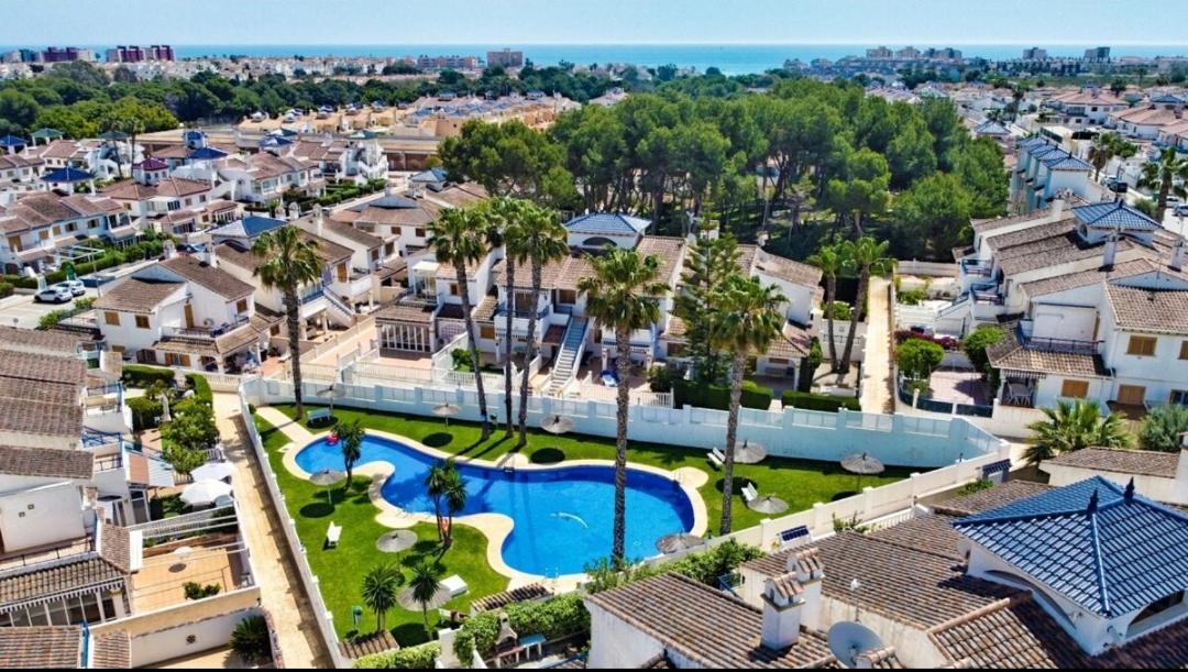 Chalet Adosado En Riomar-3, Urbanizacion Residencial Privada Torre de la Horadada Екстериор снимка